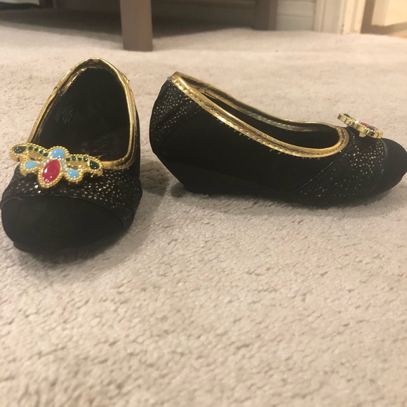 Disney Anna coronation shoes - Picture 3 of 3